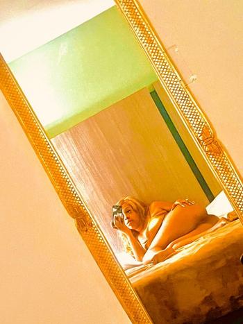 Sugar, 24  female escort, Everett