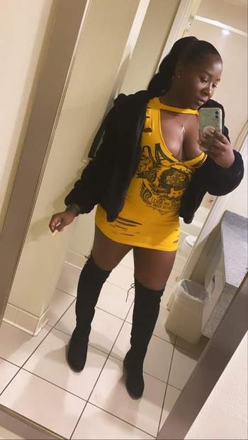 2063070004, female escort, Everett