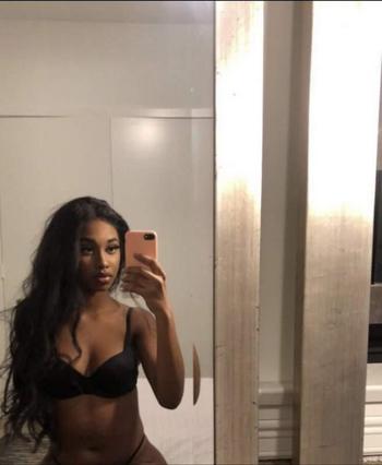 2067129417, female escort, Everett