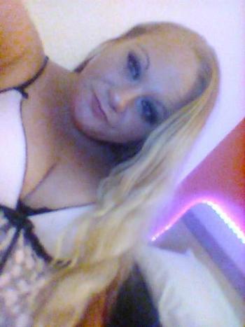 2068806501, female escort, Everett