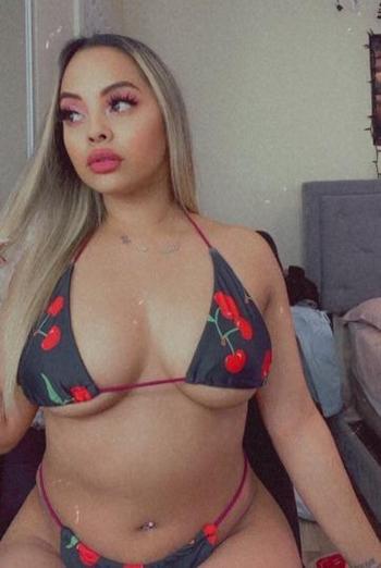 2062595714, female escort, Everett